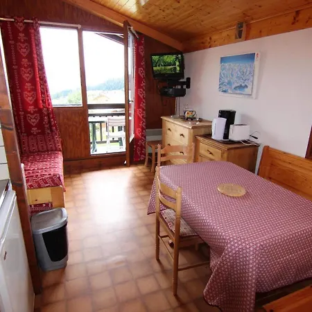 Apartment T2 Aux Saisies, 4 Pers, Parking Prive, Pres Des Pistes Et Commodites - Fr-1-594-135 *
